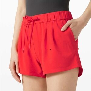 Lululemon stroll at sundown shorts sz 6